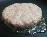 Foto del paso 4 de la receta: Hamburguesa de cerdo casera 🍔