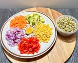 हरा मूंग अंकुरित मिक्स सब्जी हेल्दी सलाद (Green Moong Sprouted Mix Vegetable Healthy Salad) रेसिपी चरण 4 फोटो