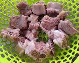 Hình bước làm 1 của món Canh măng chua sườn non