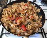 Foto del paso 3 de la receta: Salteado de fideos con verdura