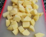 Foto del paso 1 de la receta: Salchichas frescas guisadas
