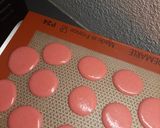 Une image de l'étape 27 de Macarons à la fraise.