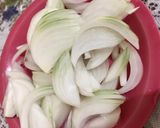 Foto del paso 1 de la receta: Sopa de cebolla