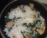 Foto del paso 3 de la receta: Pollo con arroz y espinaca