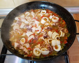 Foto del paso 3 de la receta: Paella con merluza
