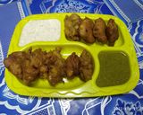 कूटू आलू के पकोड़े (kuttu aloo ke pakode recipe in Hindi) रेसिपी चरण 1 फोटो