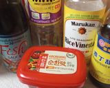 A picture of step 1 of Sweet and Spicy Fermented Cabbage 2023.