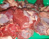 Foto langkah ke 1 dari resep Daging Sapi Cabe Ijo Endez.