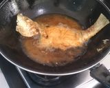 Foto langkah ke 3 dari resep Ikan Asam Manis.