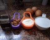 Foto del paso 1 de la receta: Pionono de harina de almendras y trigo (queda especial)😋😋😋💚💛💙❤️