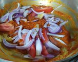 A picture of step 2 of Peruvian Fish Stew (Sudado de Pescado Bonito).