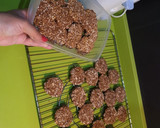 Foto del paso 8 de la receta: Galletas fit sin azúcar con avena, plátano, vainilla y cacahuete