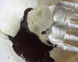 Foto langkah ke 4 dari resep Bolu Chocolatatos Panggang.