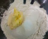 A picture of step 1 of Wheat flour zucchini and mushroom tart.