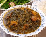 عکس مرحله 10 از دستور خورش آلو اسفناج