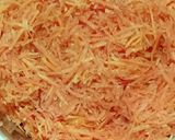A picture of step 1 of Gajar Halwa.