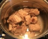 Hình bước làm 1 của món Canh bún sườn cải chua
