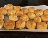 A picture of step 13 of Garlic and Black Pepper Yeast Rolls.