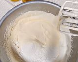 Foto langkah ke 3 dari resep Marmer Cake 2 Telur (Ekonomis, Lembut, Anti Seret).