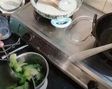 ब्रौकली सूप(broccoli soup recipe in hindi) रेसिपी चरण 2 फोटो