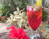 A picture of step 3 of Rose Mocktail.