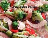 Foto langkah ke 5 dari resep Ayam Suwir Brokoli.