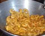 A picture of step 5 of Shrimp Curry.