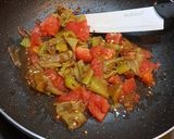 Une image de l'étape 3 de Chlita (lhar) piment fort a l'huile d'olive.