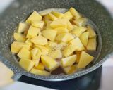 Foto langkah ke 1 dari resep Perkedel Ayam.
