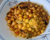 Foto del paso 2 de la receta: Garbanzos con mejillones en escabeche