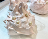 Foto del paso 9 de la receta: Merengues rosas rellenos de almendra