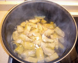 Foto del paso 1 de la receta: Alcachofas rehogadas con bacon