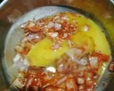 A picture of step 2 of Egg Omlette.