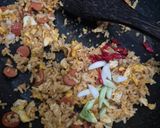 Foto langkah ke 3 dari resep Nasi Goreng Bolognese.