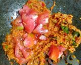 Foto langkah ke 3 dari resep Tongkol Bumbu Kuning Pedas.