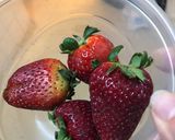 Foto del paso 1 de la receta: Trago con vodka y frutillas 🍓🍓🍓🍓 soy #keto y muy de vez en cuando me doy el gusto