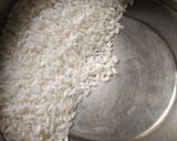 ખીર (Kheer Recipe In Gujarati) રેસીપી સ્ટેપ1ફોટો