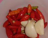 Foto langkah ke 1 dari resep Ayam geprek pedas.