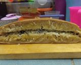 Foto langkah ke 8 dari resep Martabak teflon coklat kismis keju empuk dan kenyal.