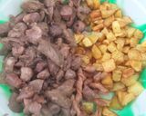 Foto langkah ke 1 dari resep Sambal goreng kentang ati ampela.