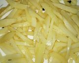 صورة لخطوة 1 من وصفة بطاطس مقرمشة 🍟
