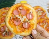 Foto langkah ke 10 dari resep Pizza Mini Ide Jualan 2000an.