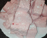 Foto del paso 5 de la receta: Nubes de fresa caseras
