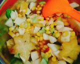 Foto langkah ke 4 dari resep Rujak Jagung Manis.
