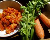 Foto del passaggio 3 della ricetta Gnocchi di patate con sugo campagnolo