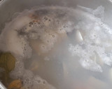 Foto del paso 1 de la receta: Sopa de mariscos