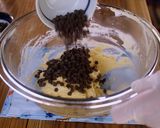 A picture of step 10 of Chocolate Chip Pound Cake.
