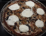 Foto del paso 5 de la receta: Quiche de calabacín y mozzarella fresca