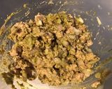 Une image de l'étape 4 de Bricks en aumônières au thon pesto tomates jaunes et oignon.