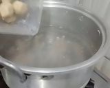 Foto langkah ke 1 dari resep 51.Sop Ceker Ayam & Bakso.